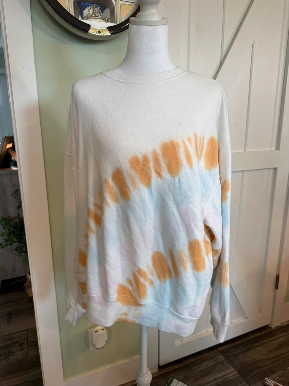 PINK Victoria's Secret M Cream Tie-Dye Pullover with Orange & Light Blue Accents